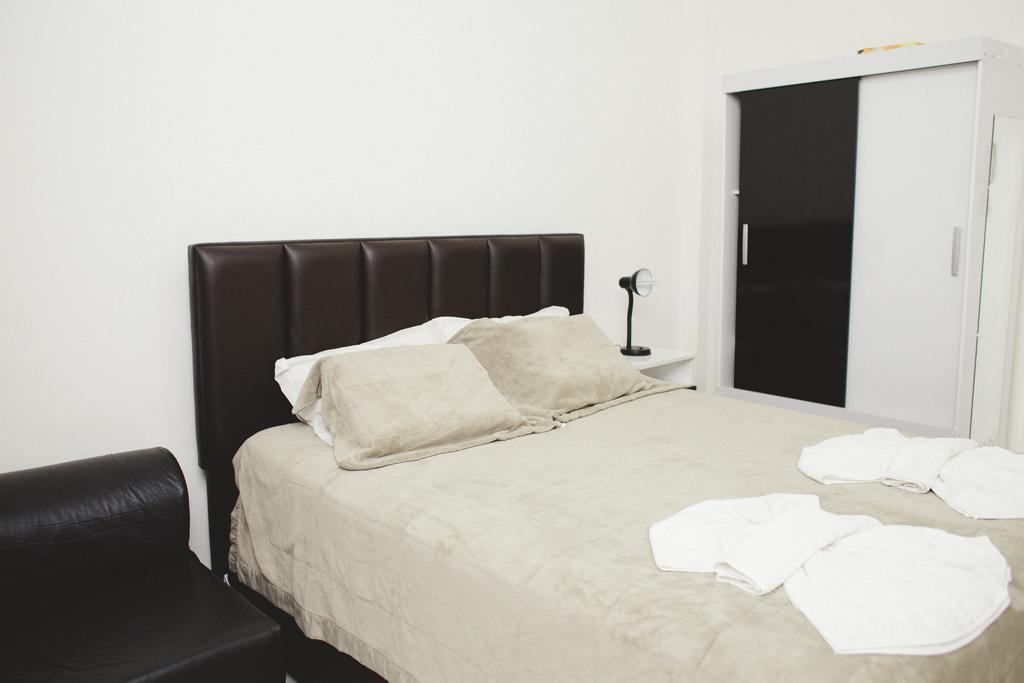 Apartamento Gomes Freire 1106 *